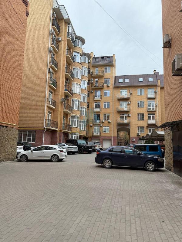 2-комн. квартира, 99.9 м², 2/6 этаж