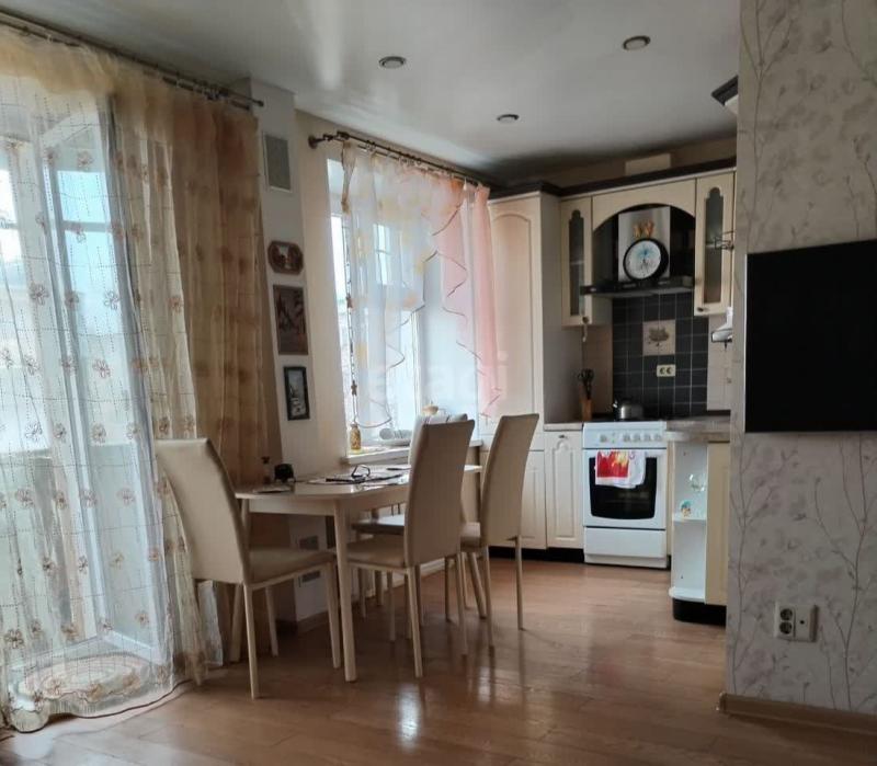 2-комн. квартира, 47 м², 4/5 этаж