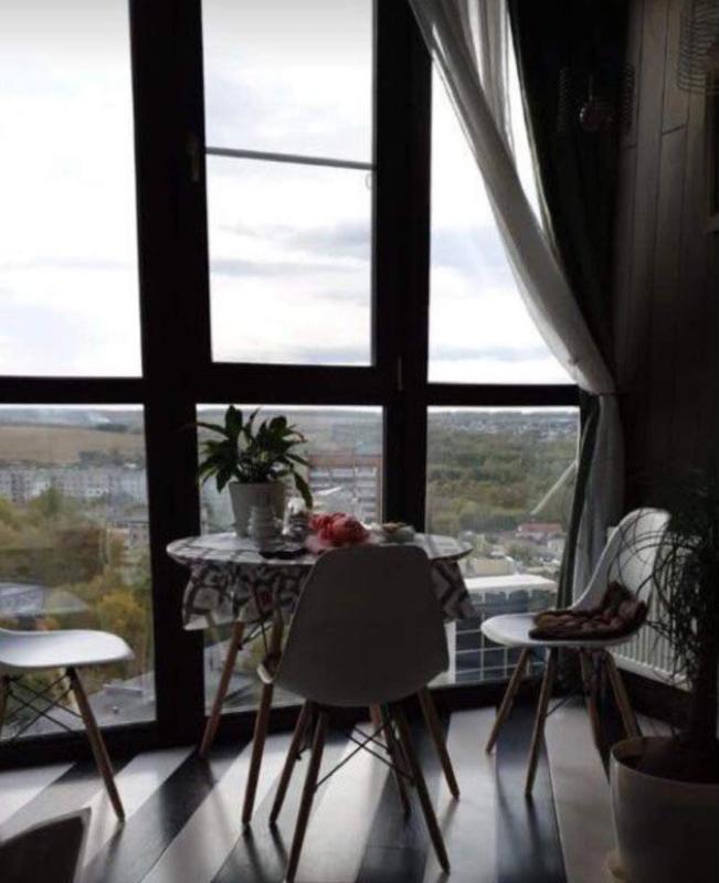 2-комн. квартира, 52 м², 15/17 этаж