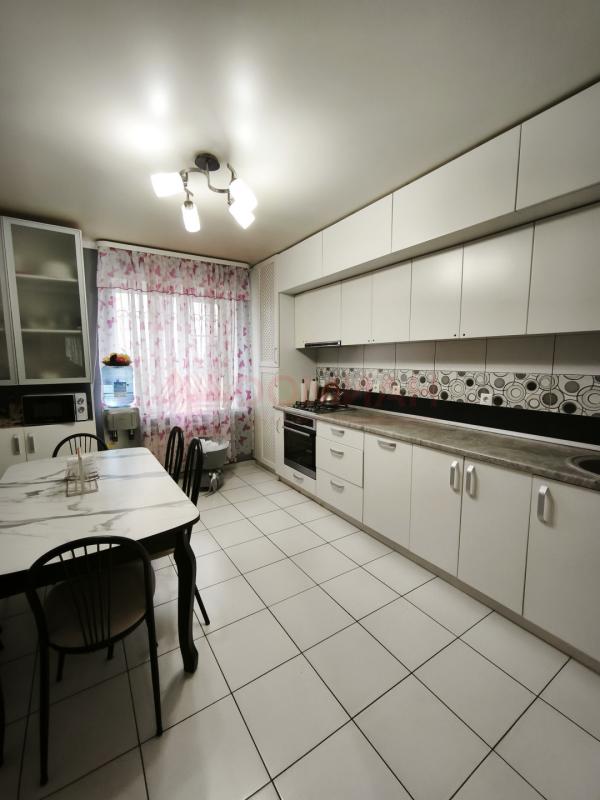 4-комнатная Квартира, 76.8 м2