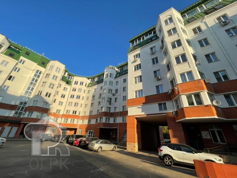 3-комн. квартира, 157 м², 7/8 этаж