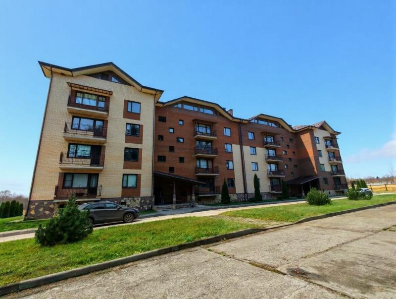 2-комн. квартира, 61 м², 1/4 этаж