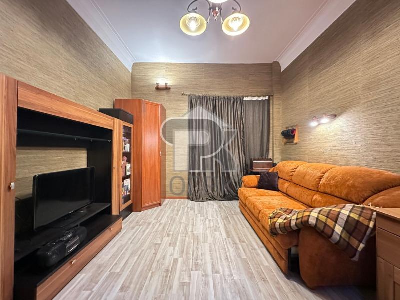 2-комн. квартира, 53 м², 2/3 этаж