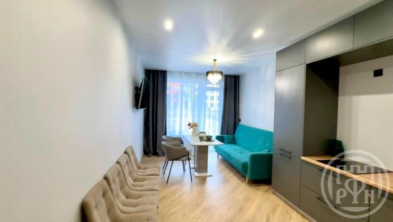 3-комн. квартира, 89.8 м², 1/5 этаж