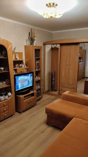 3-комн. квартира, 57.2 м², 2/9 этаж