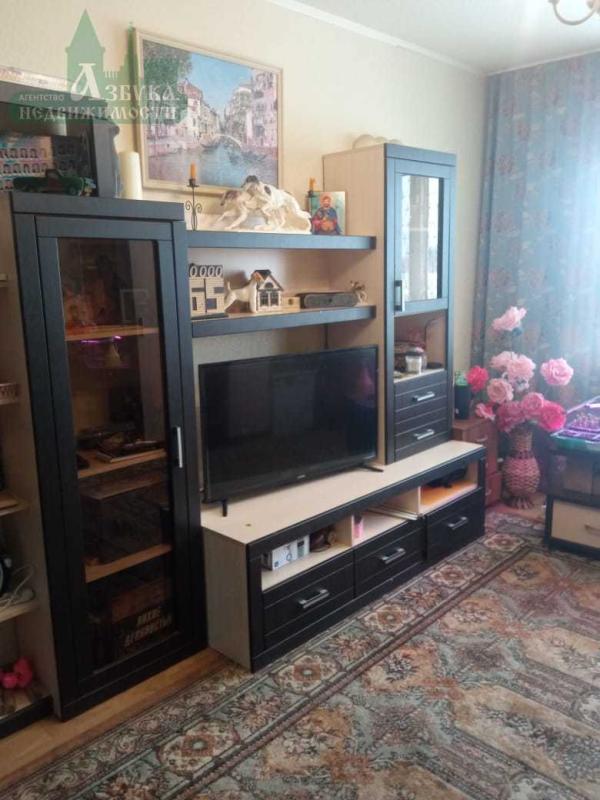 2-комн. квартира, 61 м², 8/10 этаж