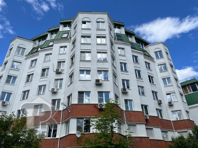 4-комн. квартира, 157 м², 6/8 этаж