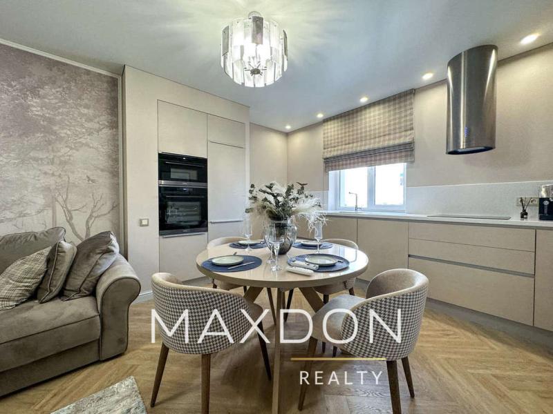 3-комн. квартира, 76 м², 21/22 этаж