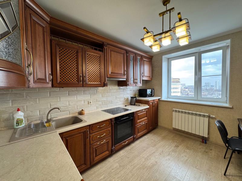 2-комн. квартира, 56.8 м², 17/17 этаж