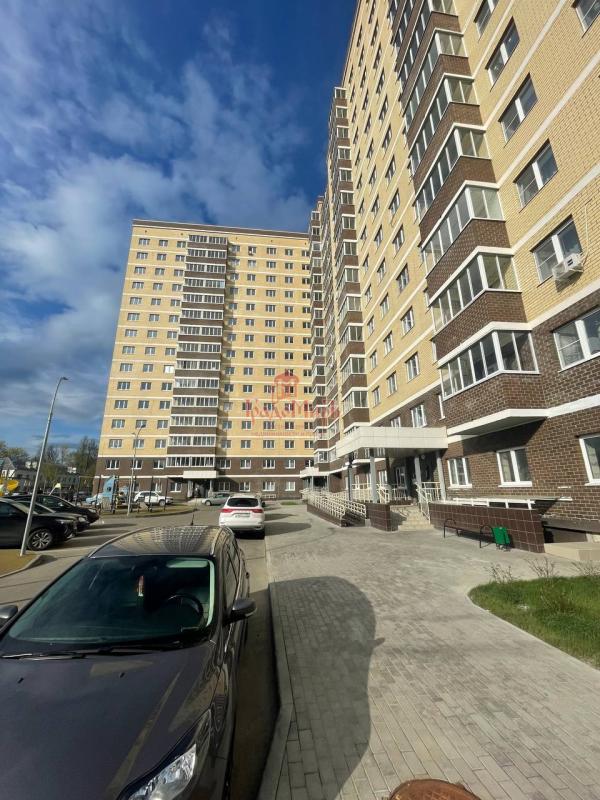 2-комн. квартира, 57 м², 11/15 этаж