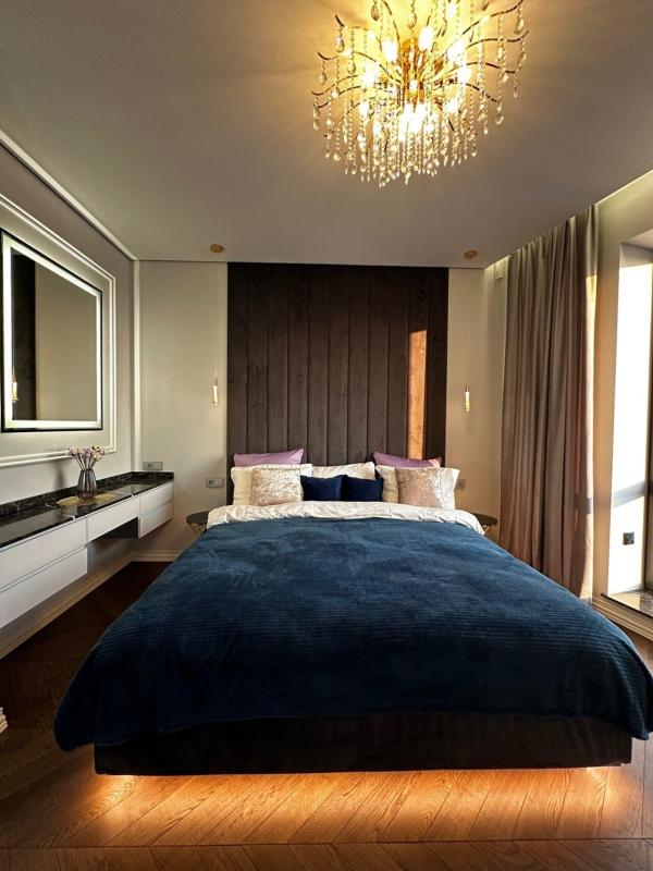 2-комн. квартира, 58 м², 38/48 этаж