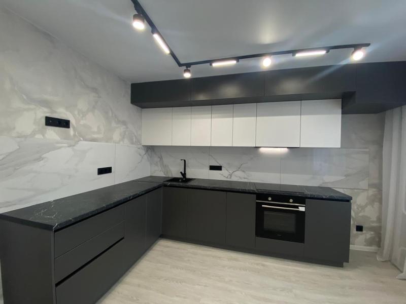 2-комн. квартира, 60 м², 16/17 этаж