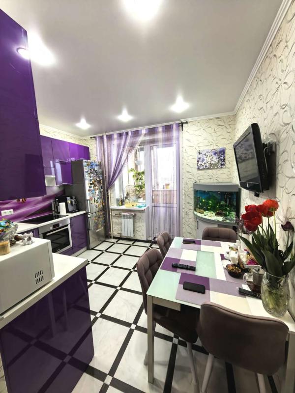 2-комн. квартира, 66.8 м², 14/16 этаж