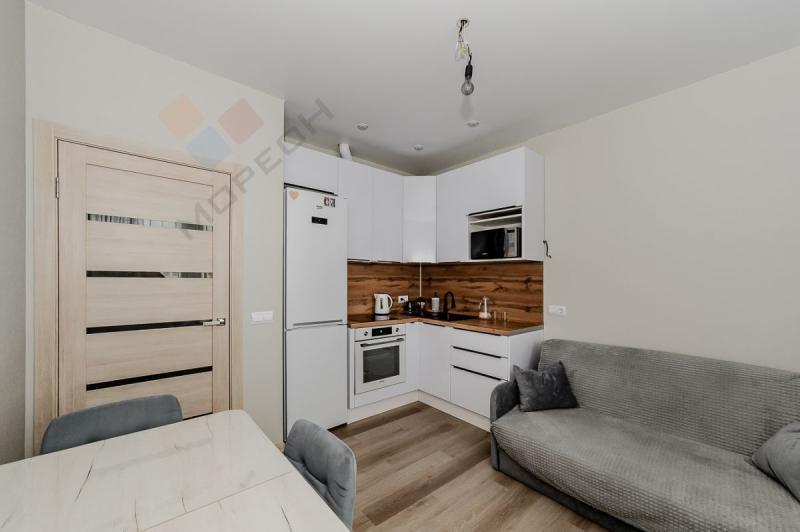 2-комн. квартира, 48.2 м², 2/16 этаж