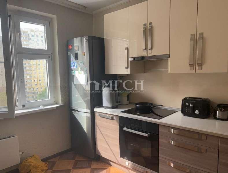 2-комн. квартира, 53.6 м², 8/17 этаж