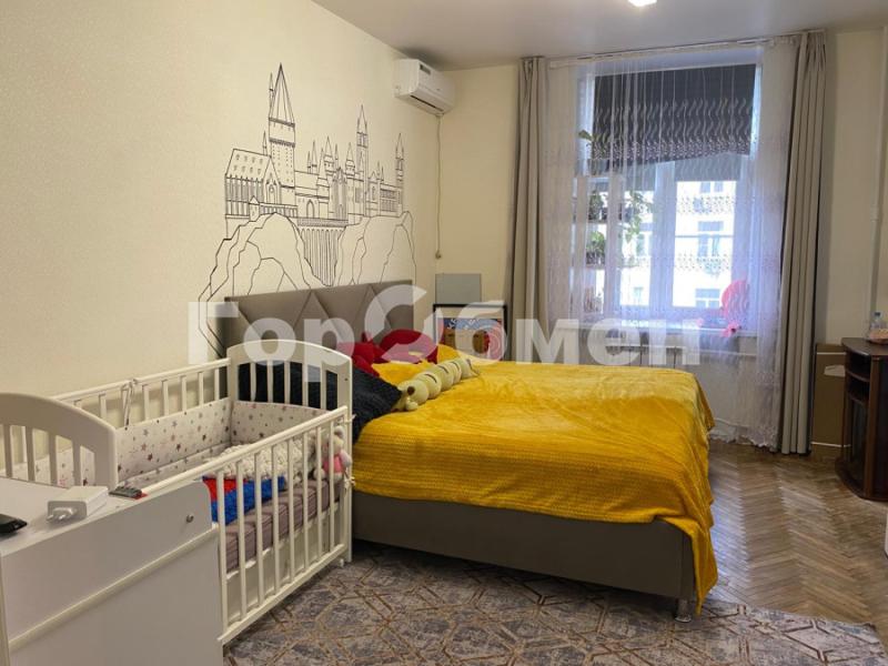2-комн. квартира, 64 м², 6/10 этаж