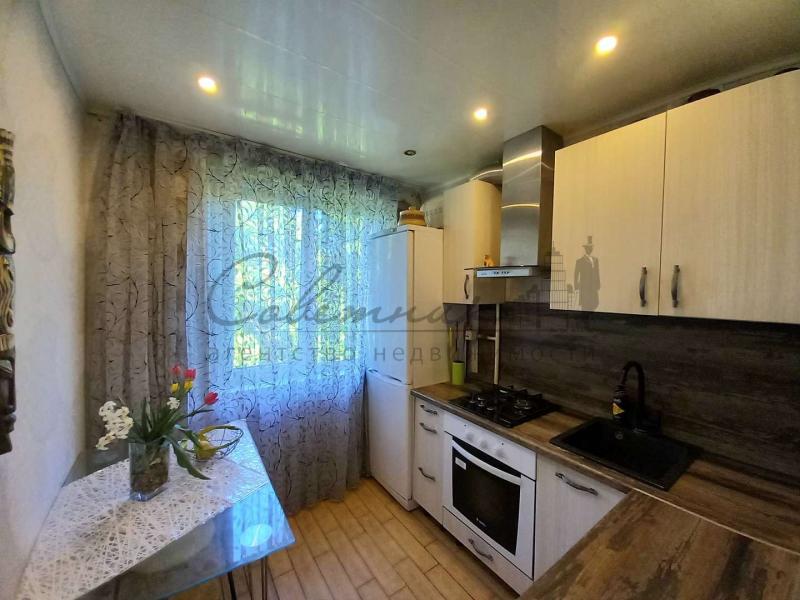 2-комн. квартира, 47 м², 4/5 этаж