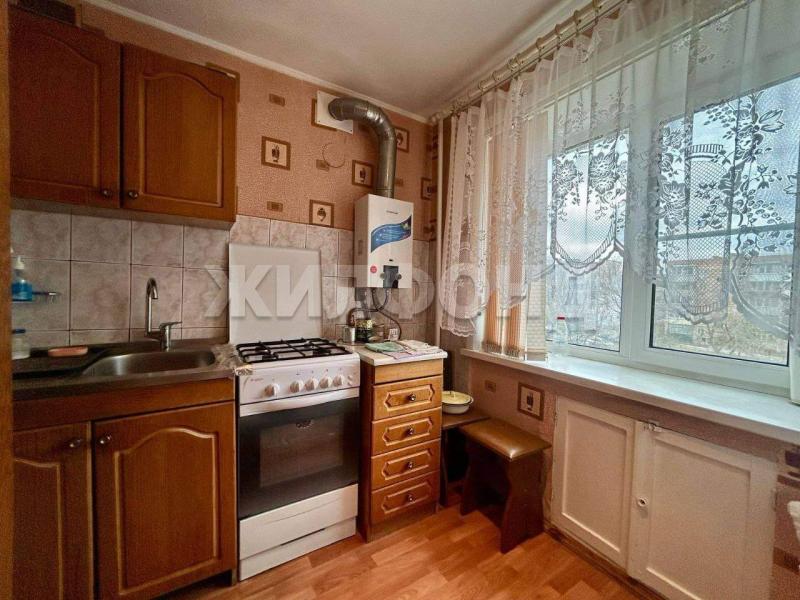 2-комн. квартира, 44 м², 3/5 этаж
