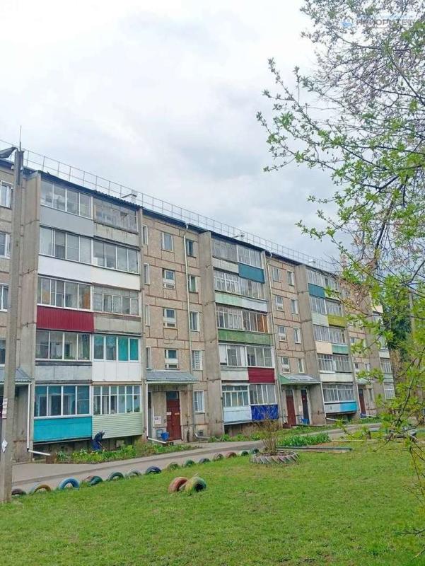 2-комн. квартира, 49 м², 5/5 этаж