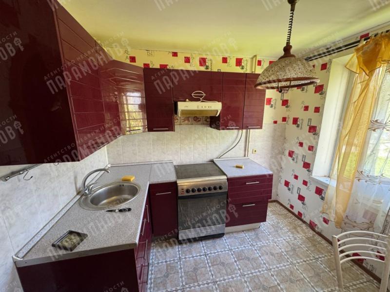 2-комн. квартира, 48 м², 2/10 этаж