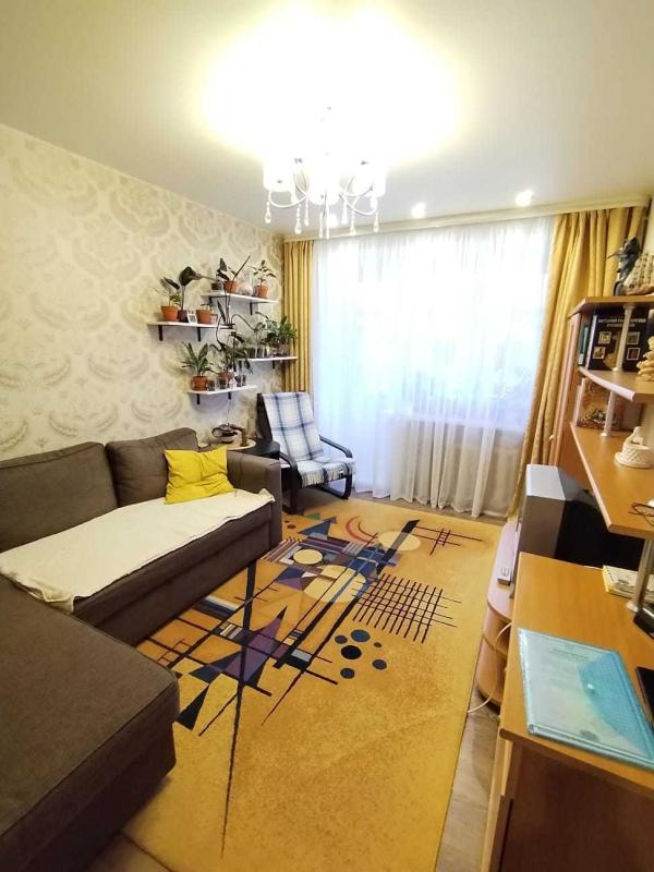 2-комн. квартира, 42 м², 5/5 этаж