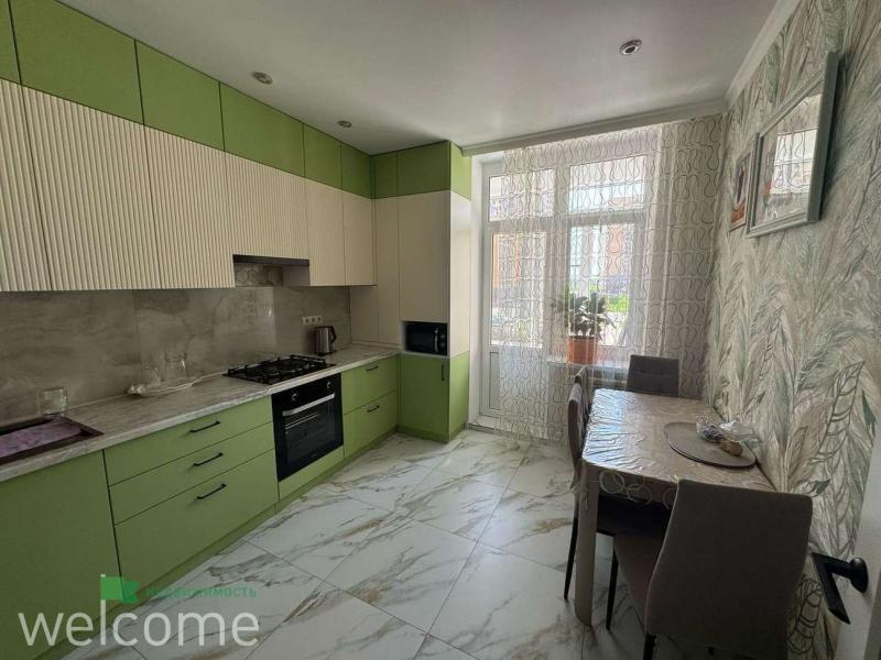 2-комн. квартира, 52 м², 3/21 этаж