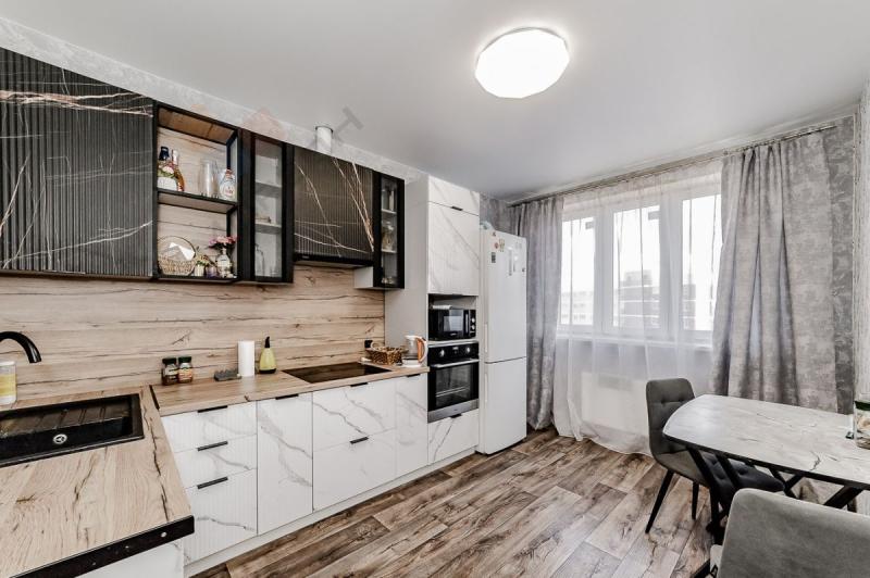 2-комн. квартира, 48.4 м², 18/19 этаж
