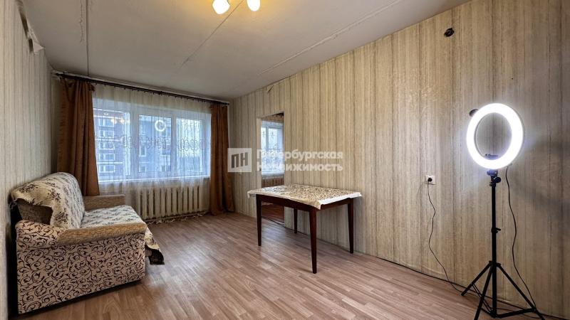 2-комн. квартира, 41.9 м², 4/4 этаж