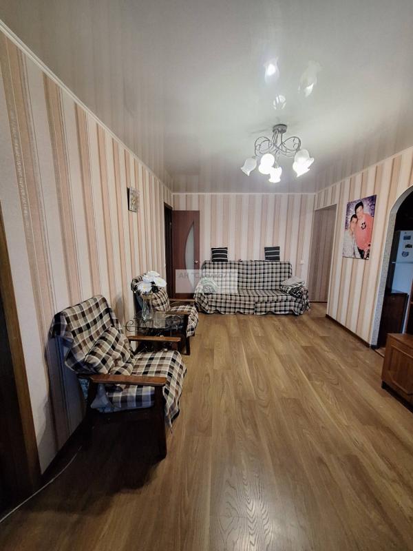 2-комн. квартира, 46 м², 4/5 этаж