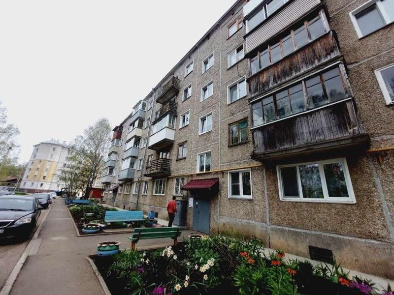 2-комн. квартира, 41.8 м², 2/5 этаж