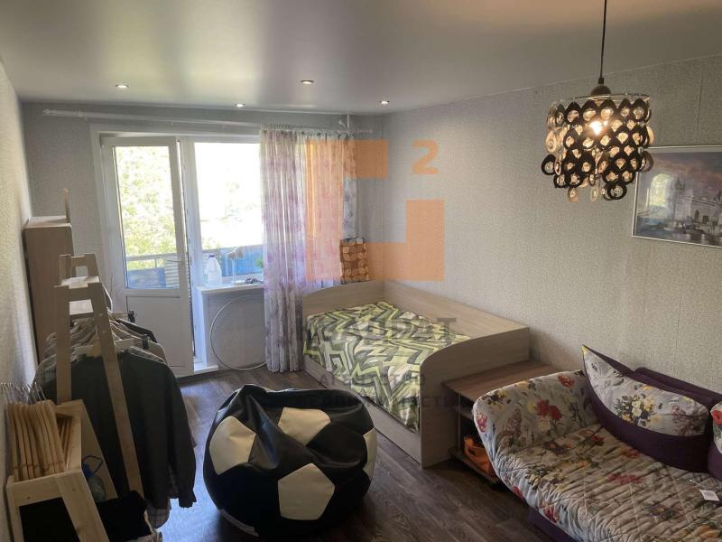 2-комн. квартира, 42 м², 4/5 этаж