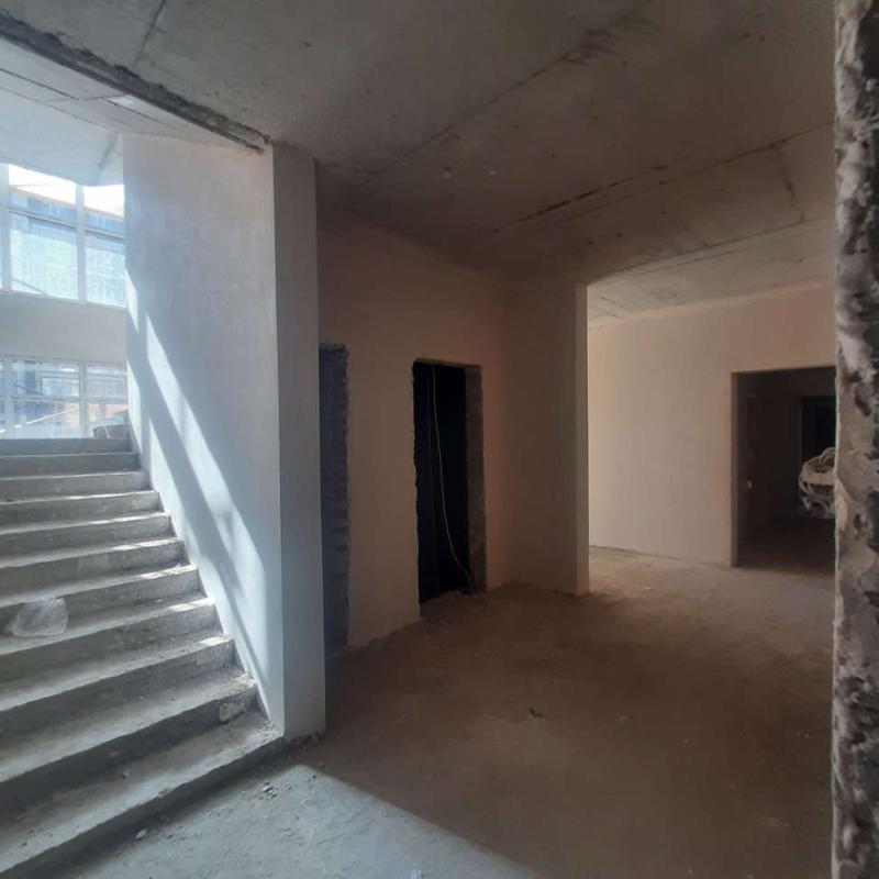 2-комн. квартира, 70 м², 10/11 этаж