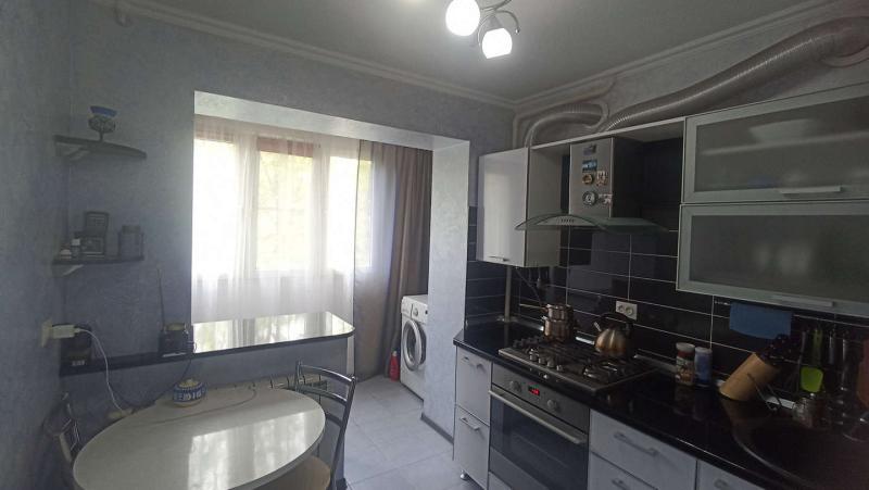 2-комн. квартира, 40 м², 3/5 этаж