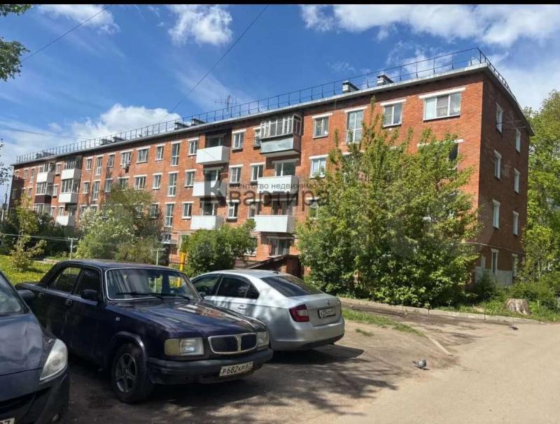 2-комн. квартира, 42 м², 2/4 этаж