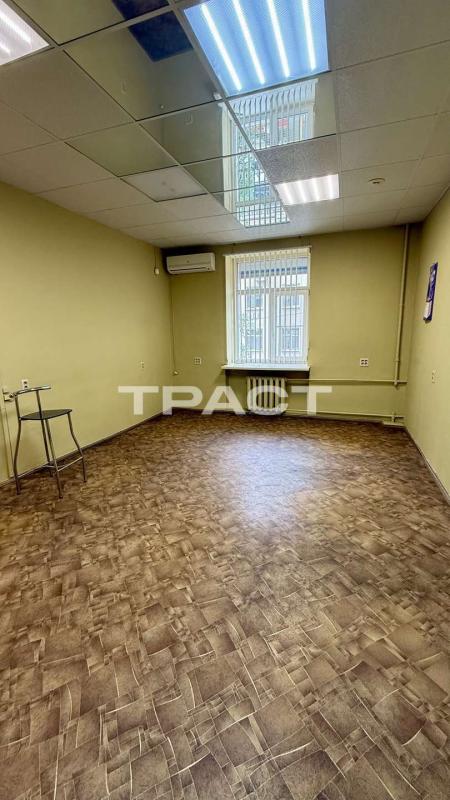 3-комн. квартира, 90.4 м², 2/5 этаж