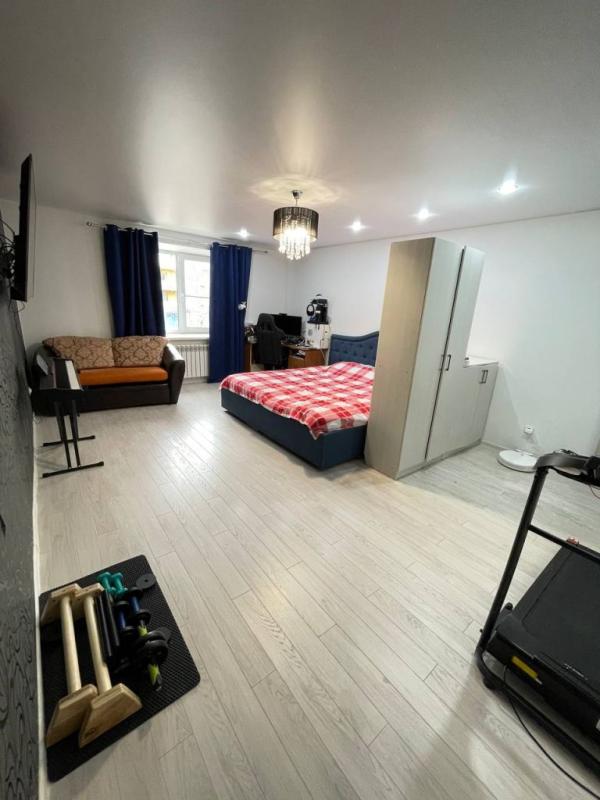 2-комн. квартира, 66.2 м², 2/5 этаж