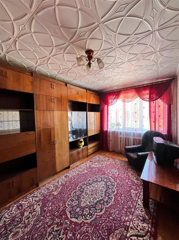 3-комн. квартира, 47 м², 2/4 этаж