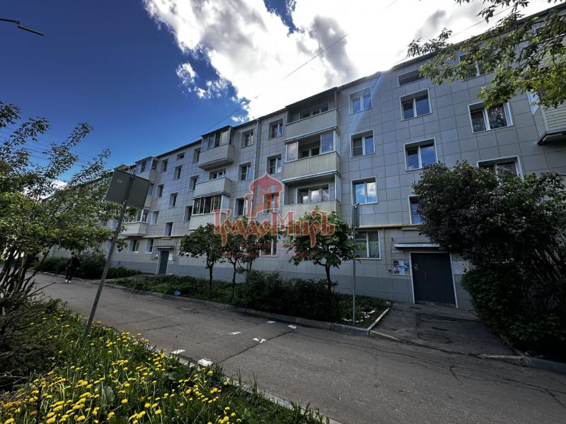 2-комн. квартира, 43 м², 4/4 этаж