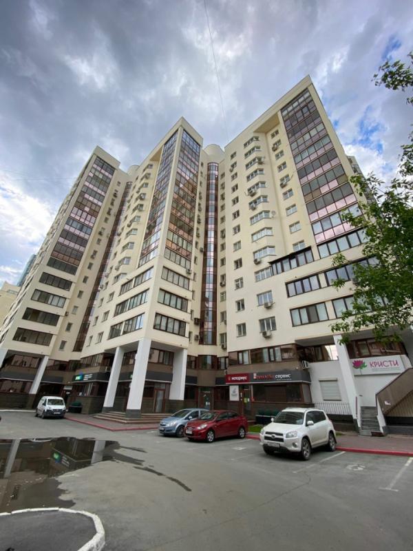 2-комн. квартира, 72 м², 7/16 этаж