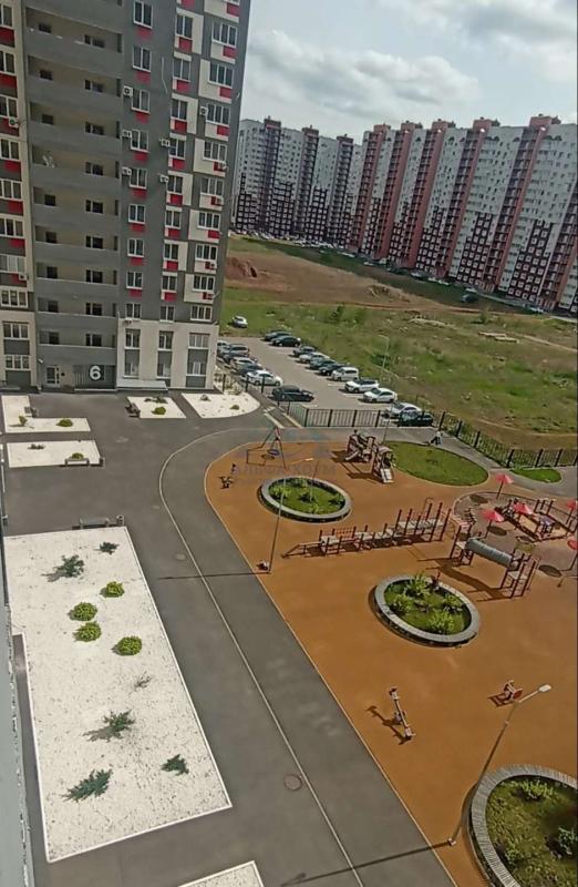 2-комн. квартира, 67 м², 1/19 этаж