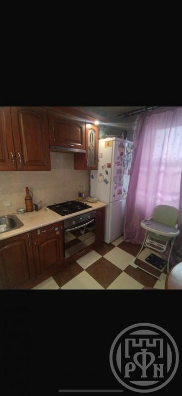 2-комн. квартира, 74 м², 8/9 этаж