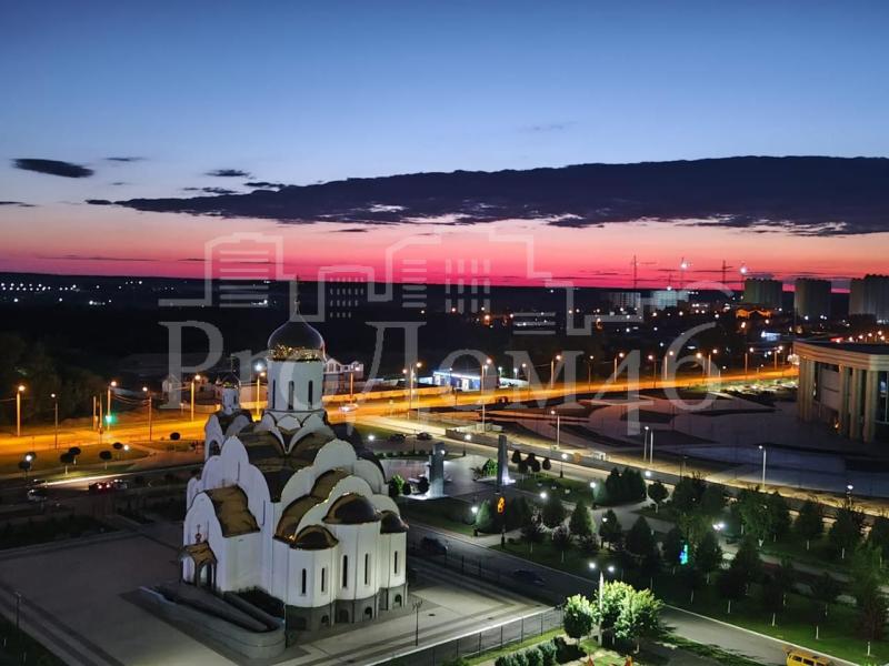 2-комн. квартира, 71.2 м², 8/16 этаж