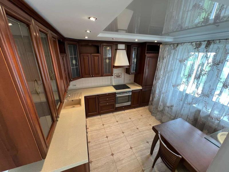 2-комн. квартира, 54 м², 8/15 этаж