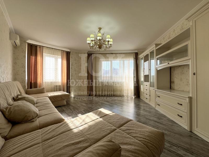 2-комн. квартира, 85.6 м², 6/12 этаж