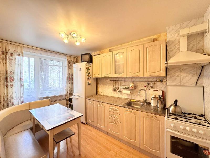 3-комн. квартира, 65 м², 4/10 этаж