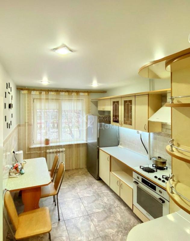 2-комн. квартира, 52 м², 2/9 этаж
