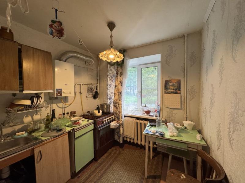 2-комн. квартира, 43 м², 1/5 этаж