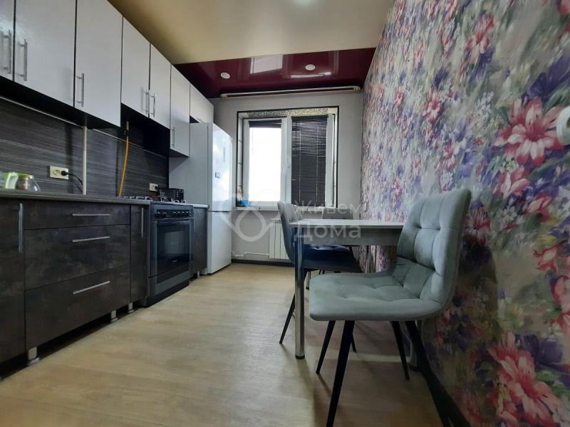 2-комн. квартира, 50.8 м², 10/10 этаж