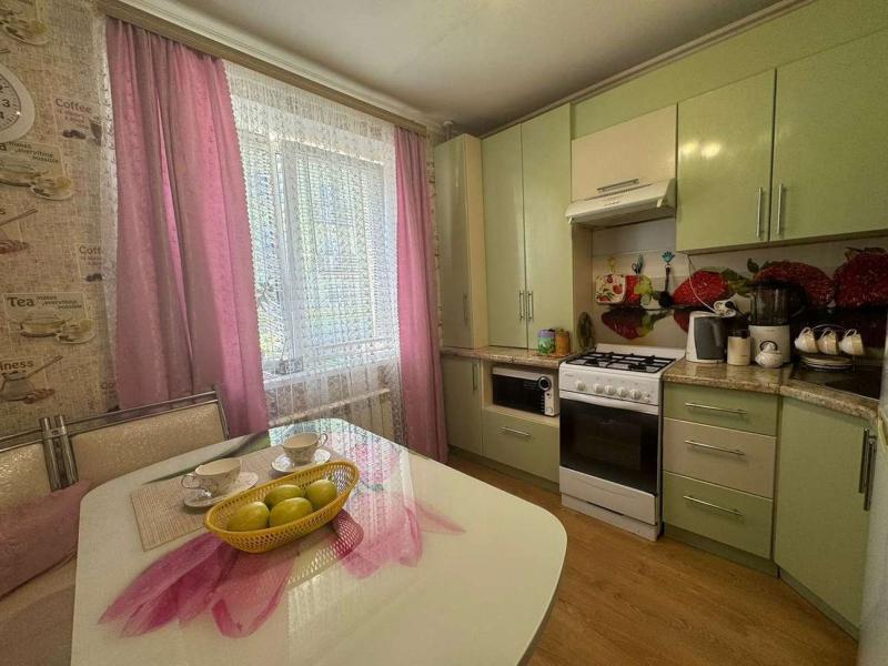 2-комн. квартира, 45.6 м², 1/3 этаж
