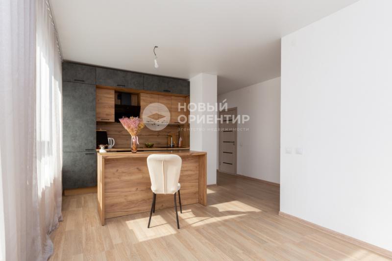 2-комн. квартира, 62.1 м², 6/16 этаж